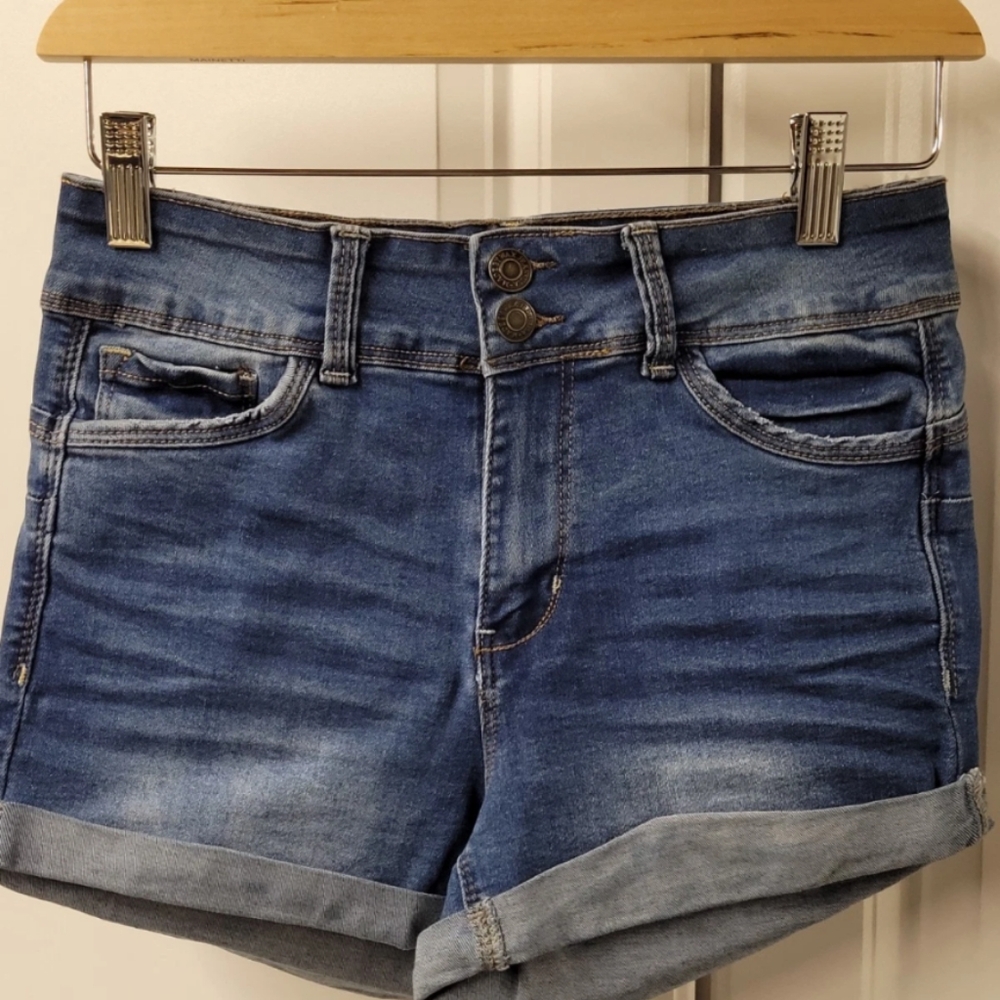 Wax Jean Shorts Women's Juniors Size: Small CUTEST